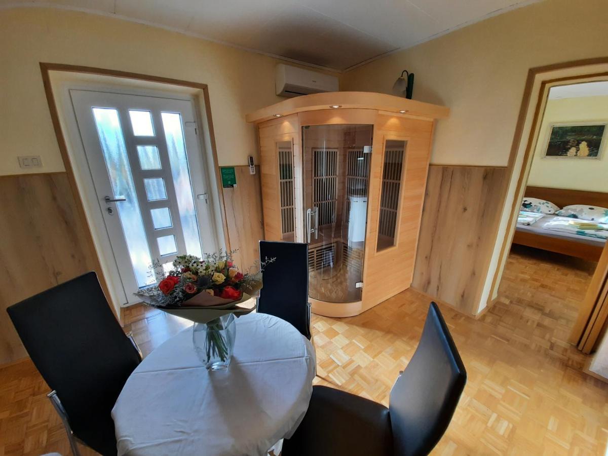 Chalet And Apartment Zonir With Sauna Kobarid Esterno foto