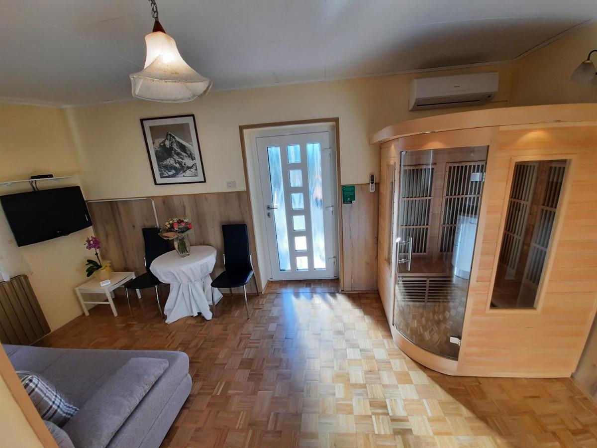 Chalet And Apartment Zonir With Sauna Kobarid Esterno foto