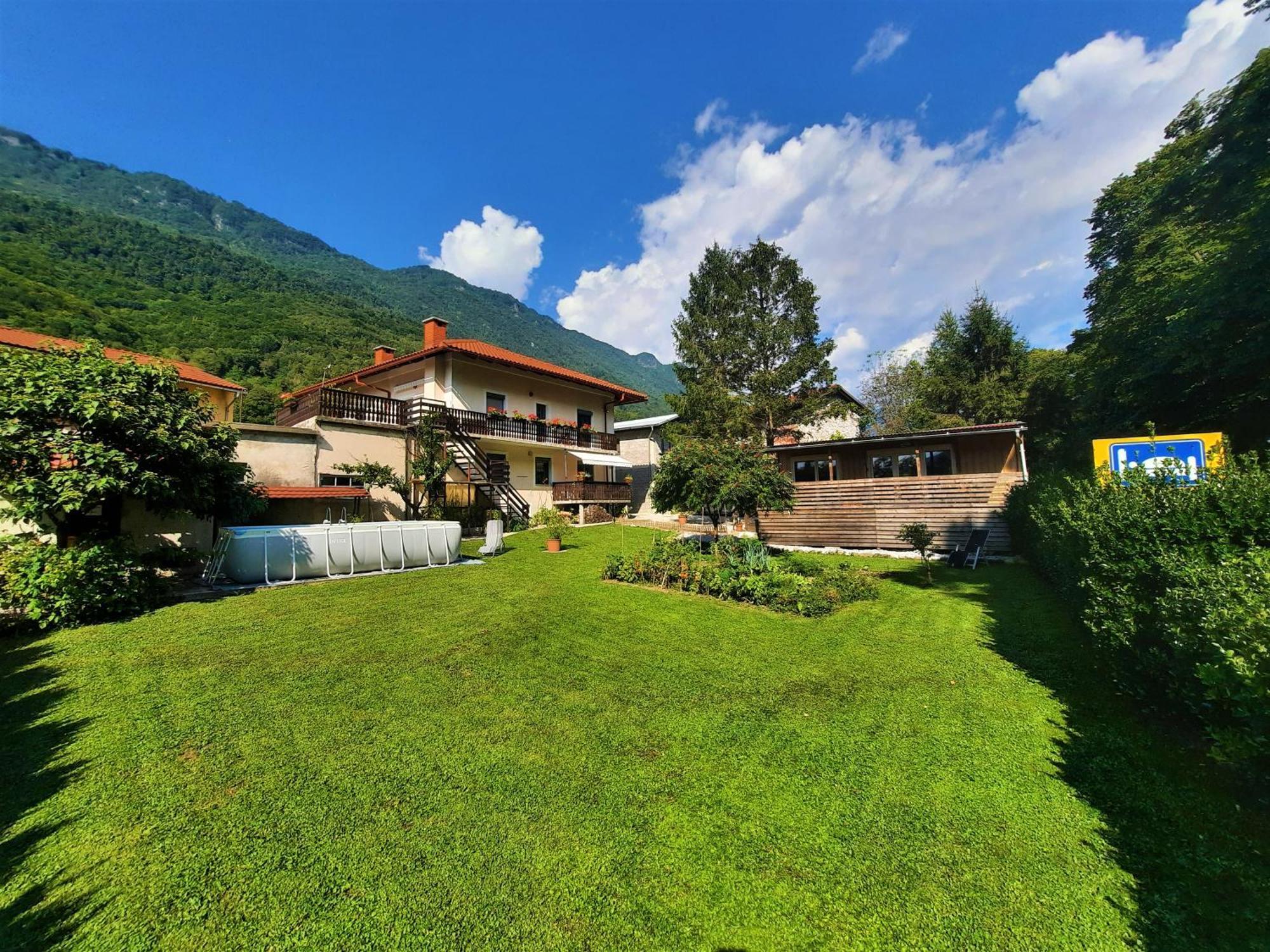 Chalet And Apartment Zonir With Sauna Kobarid Esterno foto